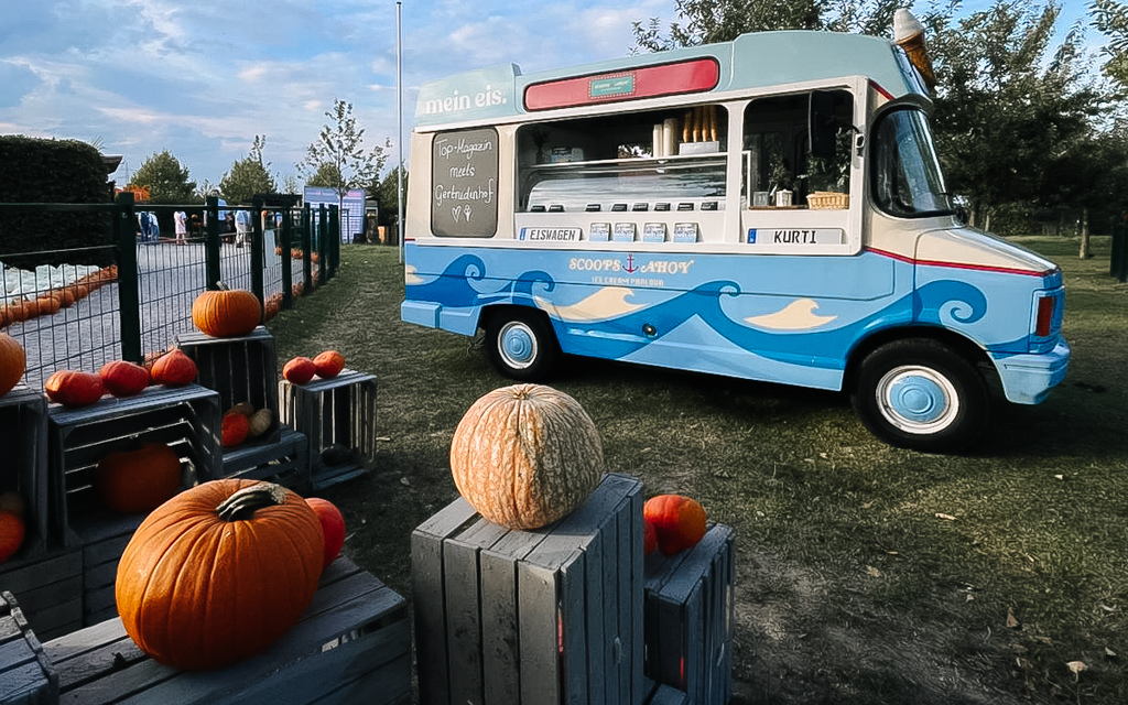 Eiswagen mieten mein eis Catering Oldtimer Koeln Bonn duesseldorf